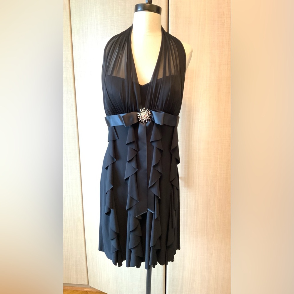 NWOT Women’s Betsey Adam Ruffle Chiffon Knee Length Halter Open Back Dress, 12P